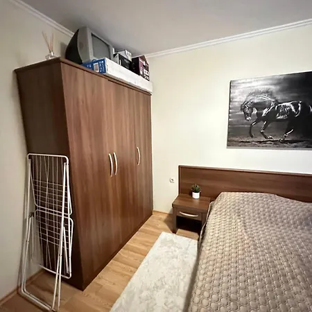 Apartment Near The Sea